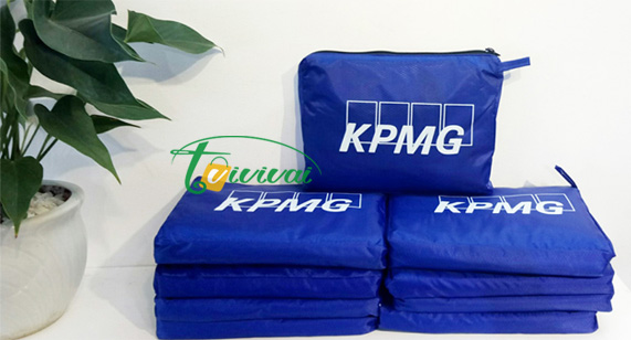 Áo mưa quảng cáo siêu nhẹ-khách hàng KPMG