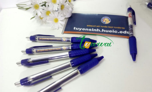 Bút bi banner-khách hàng ĐH Y Dược Huế