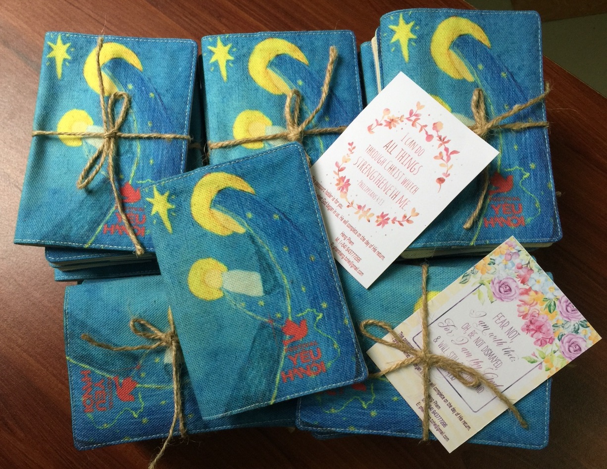 BỌC HỘ CHIẾU BẰNG VẢI BỐ CANVAS - HỘI THÁNH TIN LÀNH