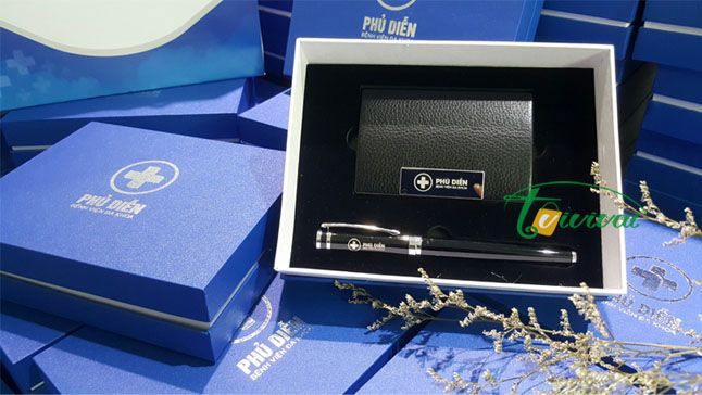 Bộ 2 sản phẩm quà tặng-Bệnh Viện Đa Khoa Phủ Diễn
