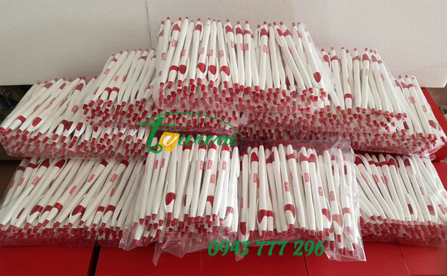 Bút bi nhựa quà tặng quảng cáo – khách hàng SBCD