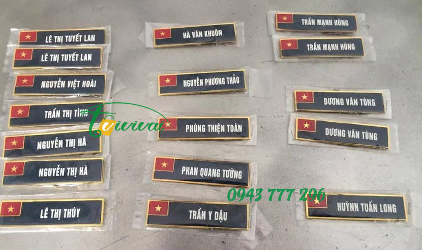 Kỷ niệm chương pha lê – khách hàng NGÀNH ĐÓNG TÀU QUÂN SỰ VIỆT NAM
