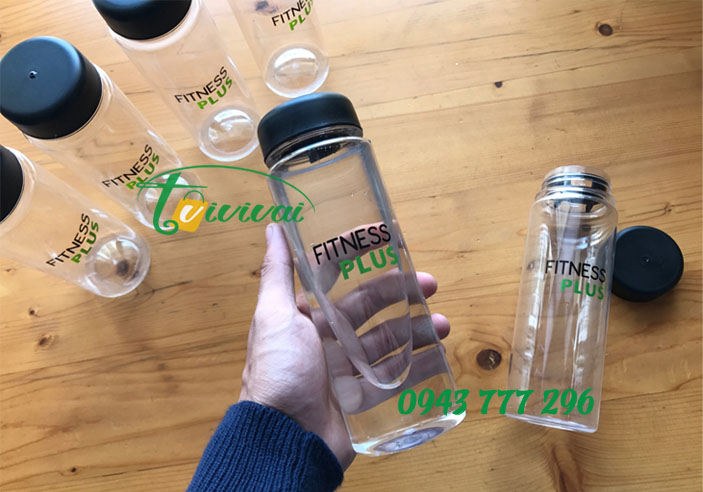 Bình nước quà tặng nắp đen – khách hàng FITNESS PLUS