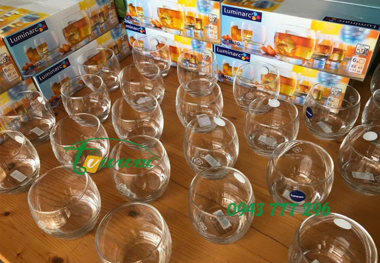 Quà tặng ly thủy tinh cao cấp - khách hàng BỆNH VIỆN ĐA KHOA HÀ NỘI