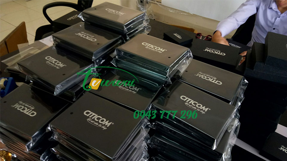 Hộp namecard kim loại phối da quà tặng cao cấp – khách hàng CITICOM