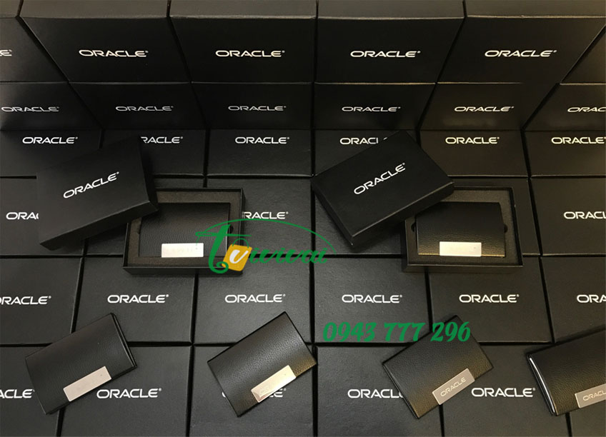 Hộp namecard kim loại phối da quà tặng cao cấp - khách hàng ORACLE