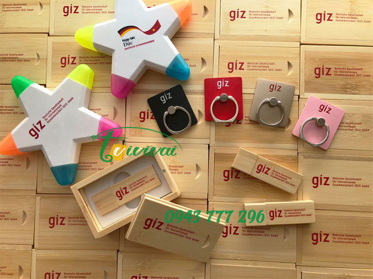 BỘ QUÀ TẶNG USB GỖ - TỔ CHỨC HỢP TÁC PHÁT TRIỂN ĐỨC GIZ