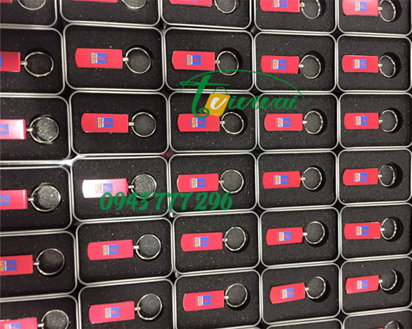 USB xoay Kim loại quà tặng cao cấp – khách hàng PETROL VIỆT NAM PVI