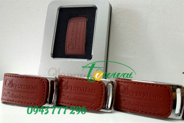 USB vỏ da quà tặng cao cấp – khách hàng Q’SYSTEM