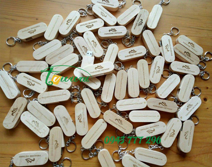 USB Gỗ xoay khắc logo – khách hàng PARADISE VIỆT NAM
