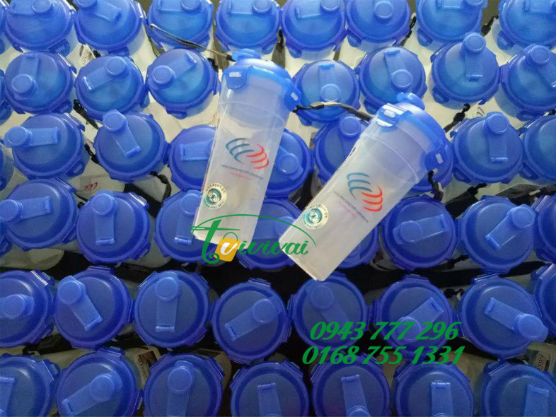 Bình nước quà tặng cao cấp – khách hàng TRUNG TÂM TIẾNG ANH LANGMASTER