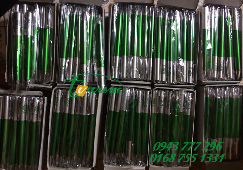 Bút bi kim loại quà tặng cao cấp - khách hàng CTY DỊCH VỤ TƯ VẤN DU HỌC GOOZ