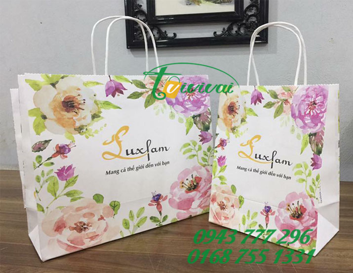 Túi giấy in quảng cáo thương hiệu THỜI TRANG LUXFAM SHOP