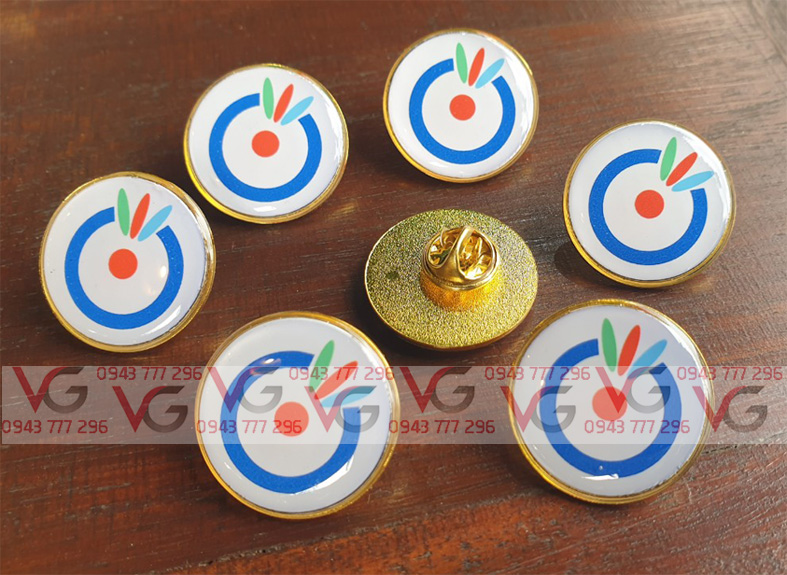 HUY HIỆU GÀI ÁO – CÔNG TY FIDGET